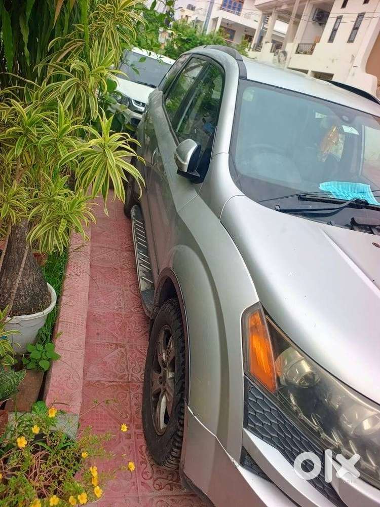 Mahindra Xuv500 2015 Diesel 135000 Km Driven