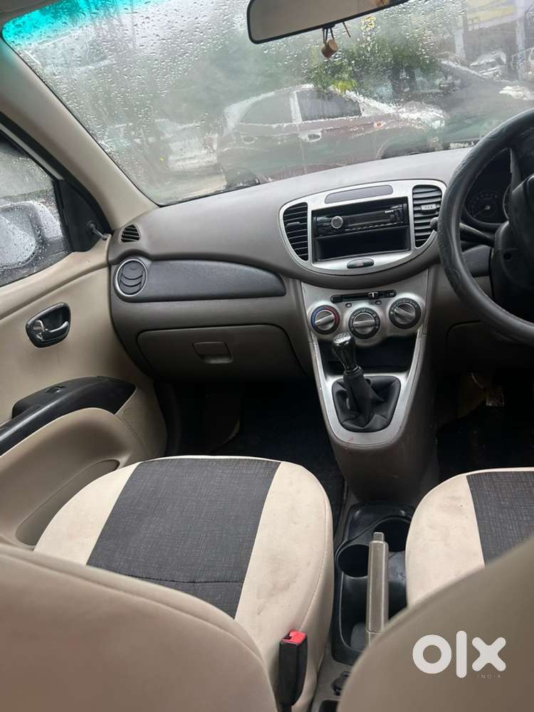 Hyundai I10 2012 Petrol 76000 Km Driven