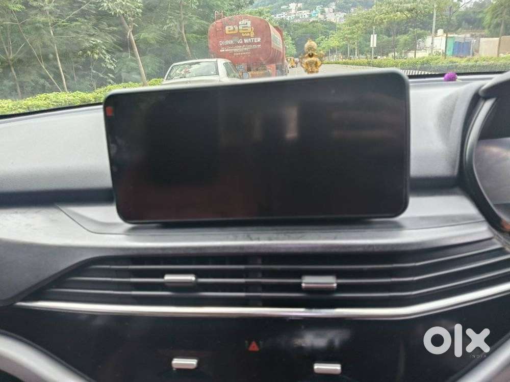 Tata Safari Pure Plus S, 2024, Diesel