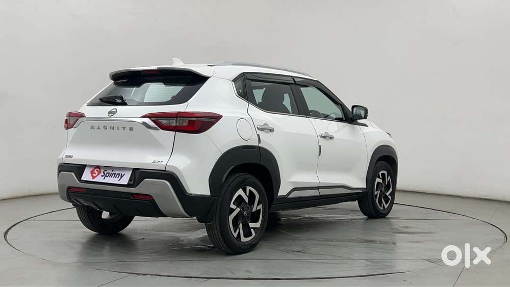 Nissan Magnite 1.0 Xv Premium Turbo Cvt, 2023, Petrol