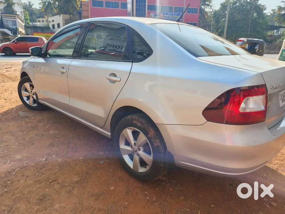 Skoda Rapid 2015 Diesel 126300 Km Driven