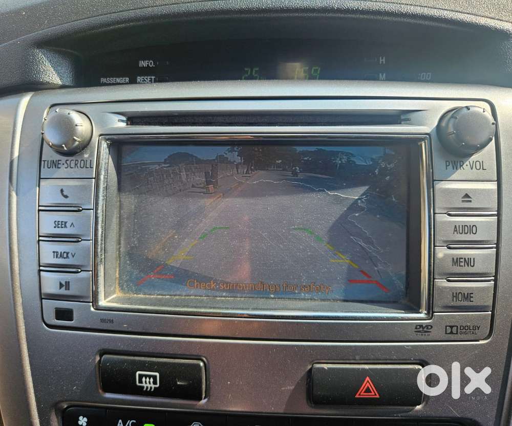 Toyota Innova 2.5 Vx 7 Seater Bs Iv, 2015, Diesel