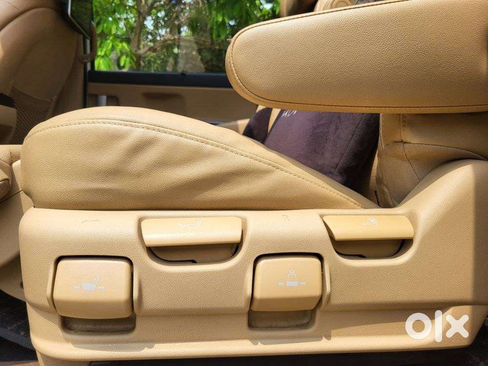 Kia Carnival Limousine Plus 7 Str, 2022, Diesel