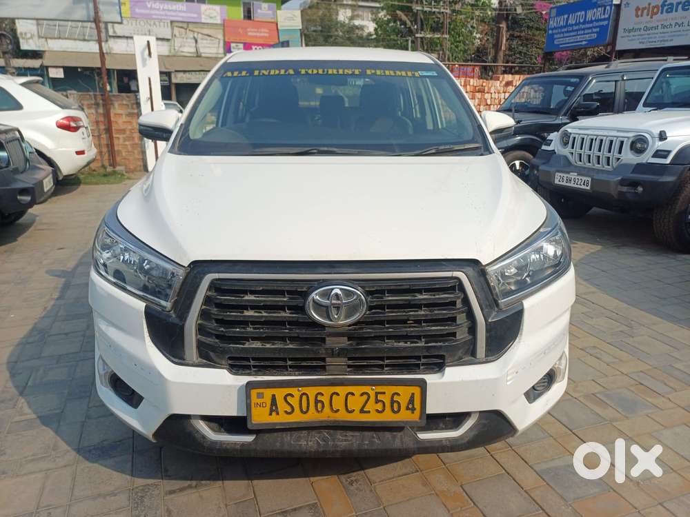 Toyota Innova Crysta 2.4 G Mt, 2023, Diesel