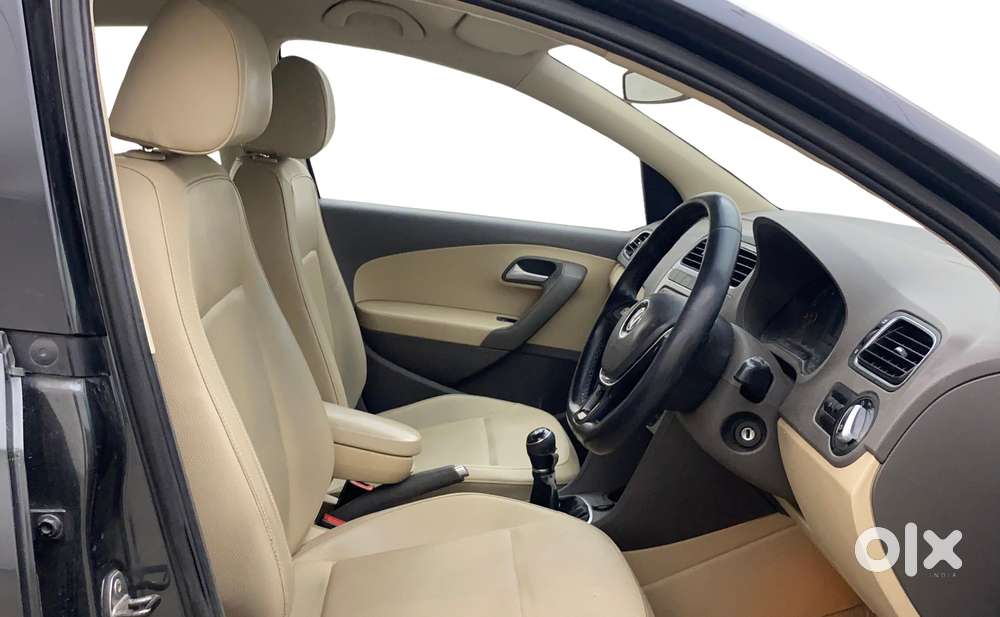 Volkswagen Vento 2013-2015 1.6 Highline, 2016, Petrol