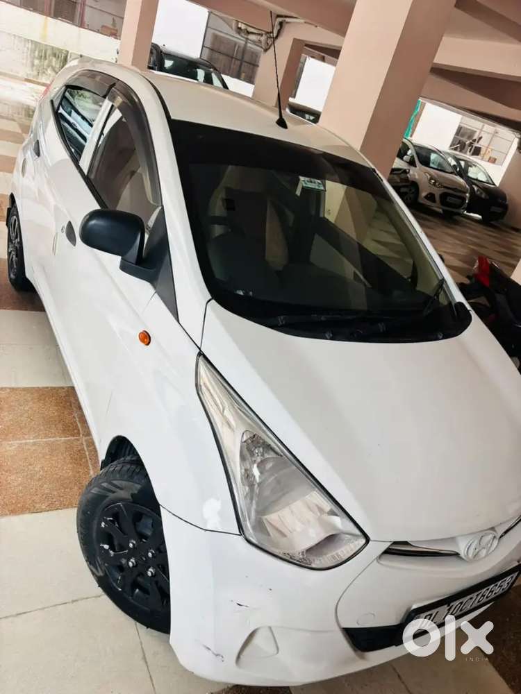 Hyundai Eon Magna 2016 Variant