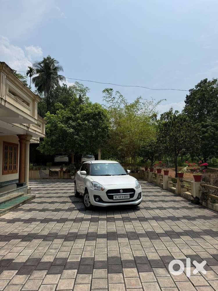 Maruti Suzuki Swift Vxi Optional, 2022, Petrol