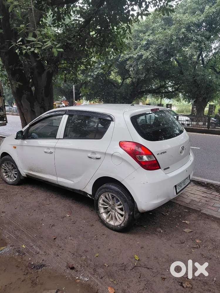 2010 Hyundai I20 Crdi 2nd Owner Automatic Diesel