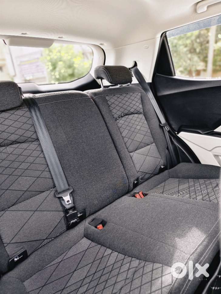 Mahindra Xuv 3xo, 2024, Petrol