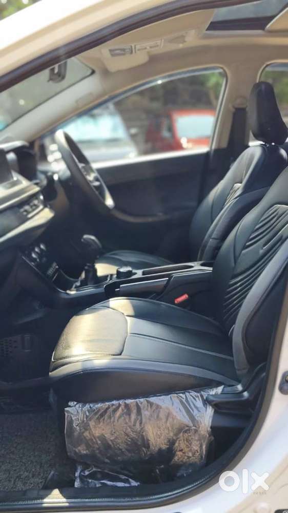 Tata Nexon Smart Plus1.2 Revotron Petrol 5 Mt, 2024, Petrol