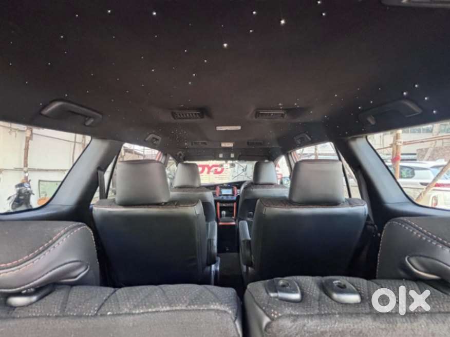 Toyota Innova Crysta 2.8 Gx At 7 Str, 2016, Diesel