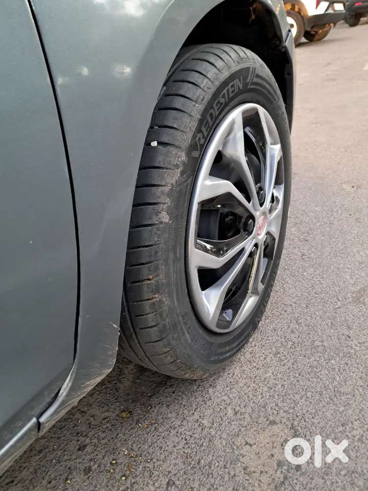 Maruti Suzuki Ignis Petrol 2018 80500 Km