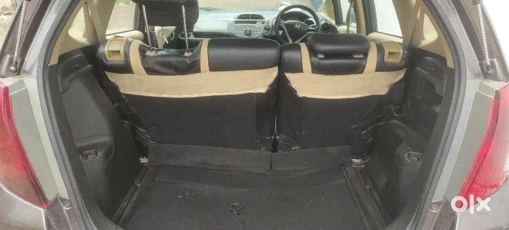 Honda Jazz I-vtec 2011 Model
