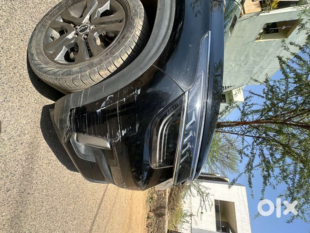 Excellent Condition Less Driven Kia Seltos Ivt