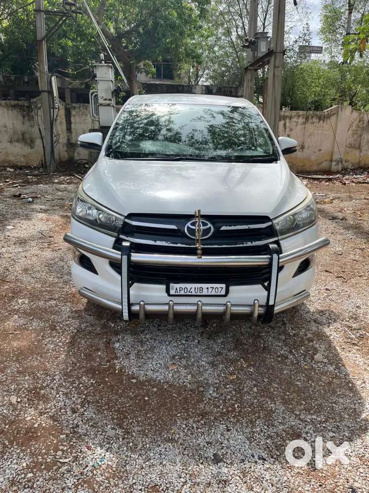 Toyota Innova Crysta Diesel 2018 - Automatic