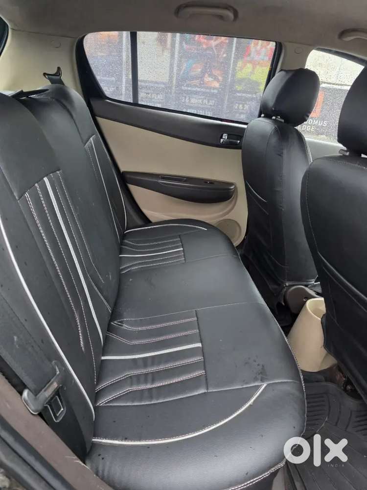 Hyundai I20 Magna 2012 Petrol Car