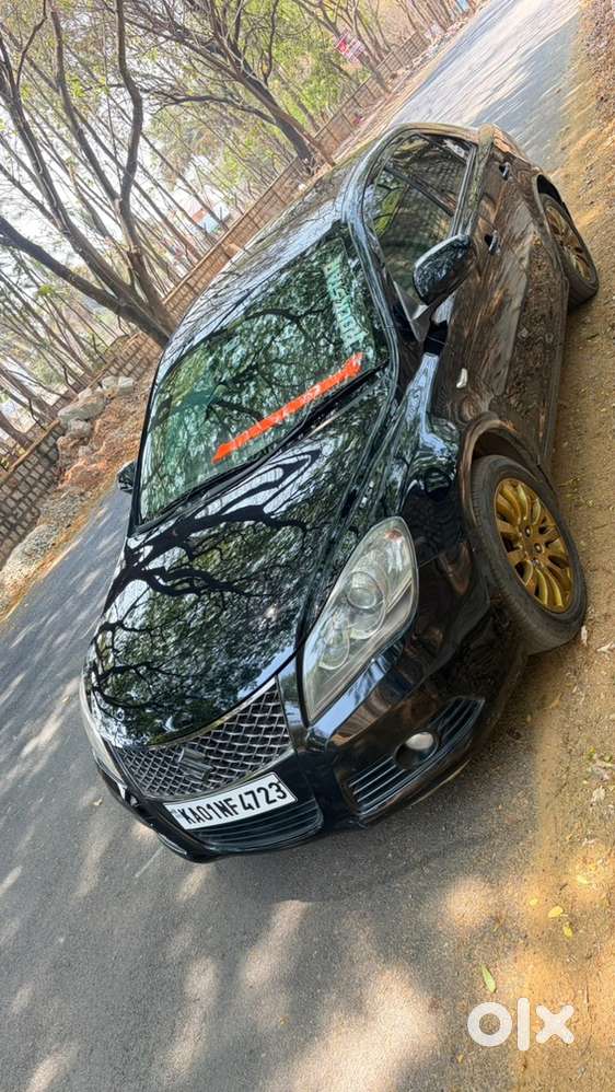 Maruti Suzuki Kizashi 2012