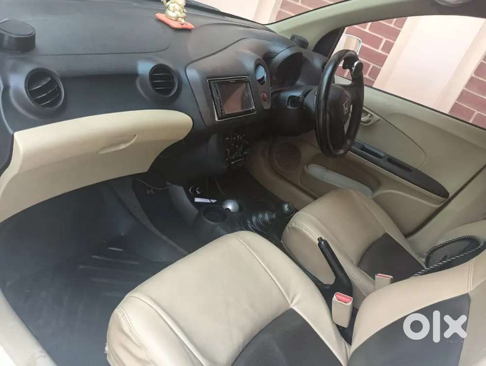 Honda Brio Mt Petrol 2014