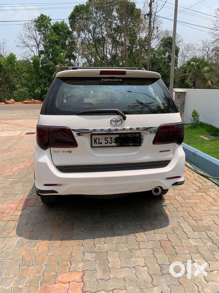Toyota Fortuner 2015 Diesel Good Condition Hr Re Reg Kerala First 7yrs