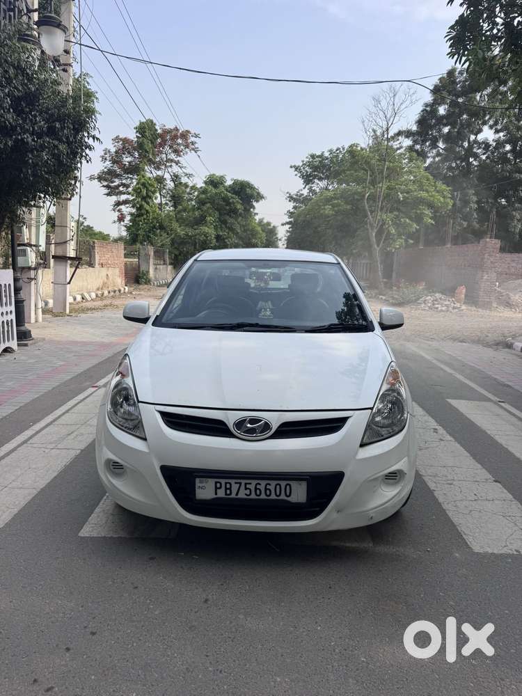 Hyundai I20 Magna 1.2 Mt, 2009, Diesel