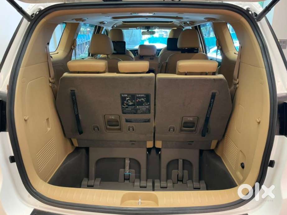 Kia Carnival Prestige, 2022, Diesel