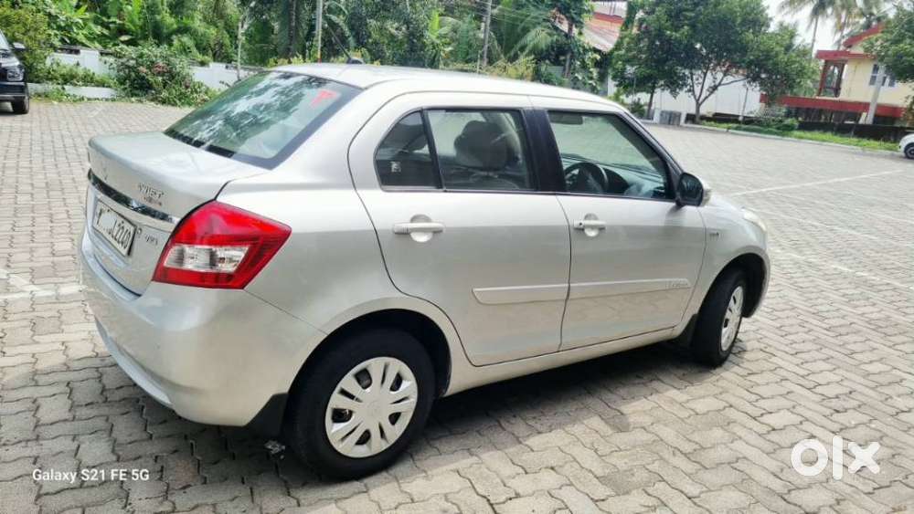 Maruti Suzuki Swift Dzire Vxi Optional, 2013, Petrol