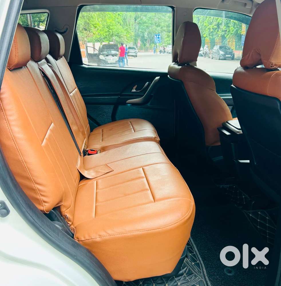 Mahindra Xuv500 W7, 2020, Diesel