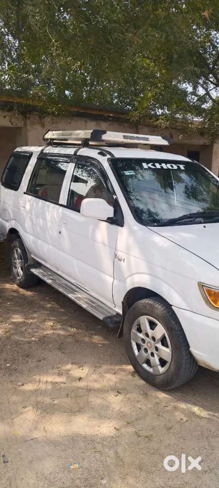 Chevrolet Tavera 2014