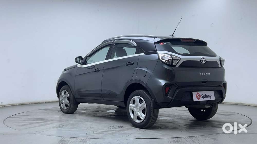 Tata Nexon 1.2 Revotron Xma Amt (s), 2022, Petrol