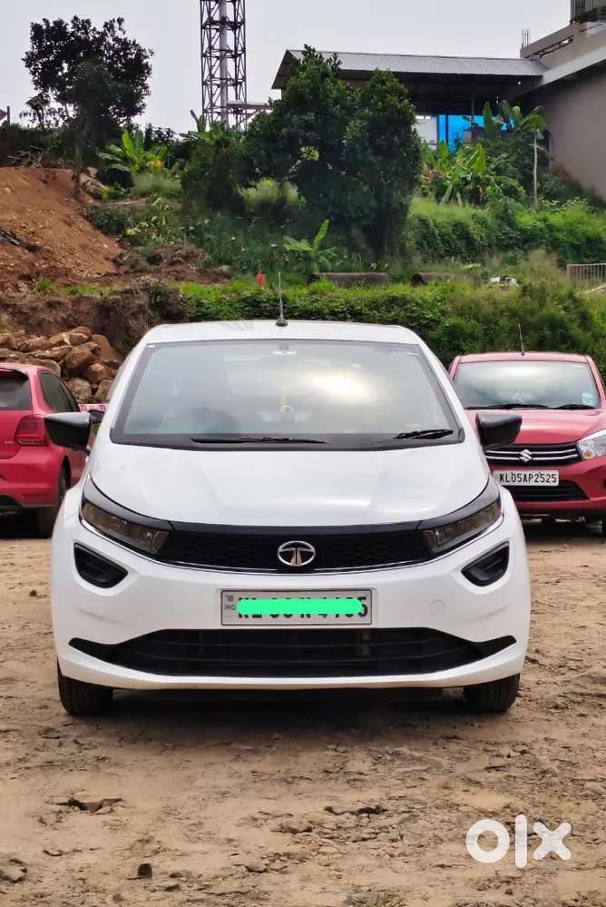 Tata Altroz 1.2 Petrol 2021