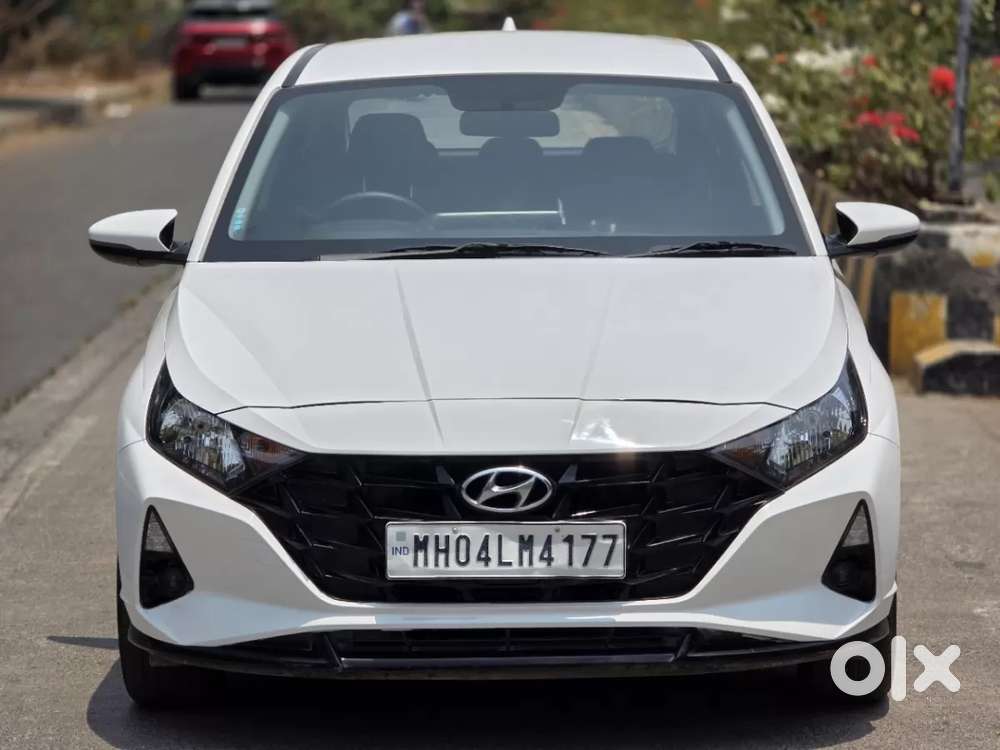 Hyundai I20 Sportz 1.2 Ivt, 2023, Petrol
