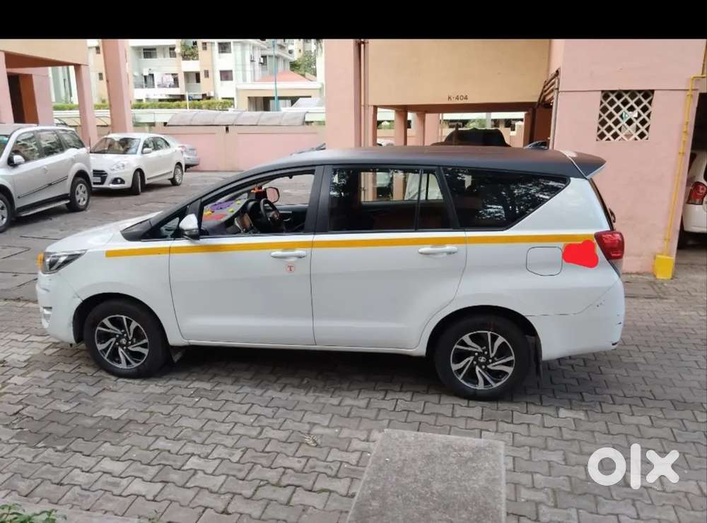 Toyota Innova Crysta 2023 2.4 Gx