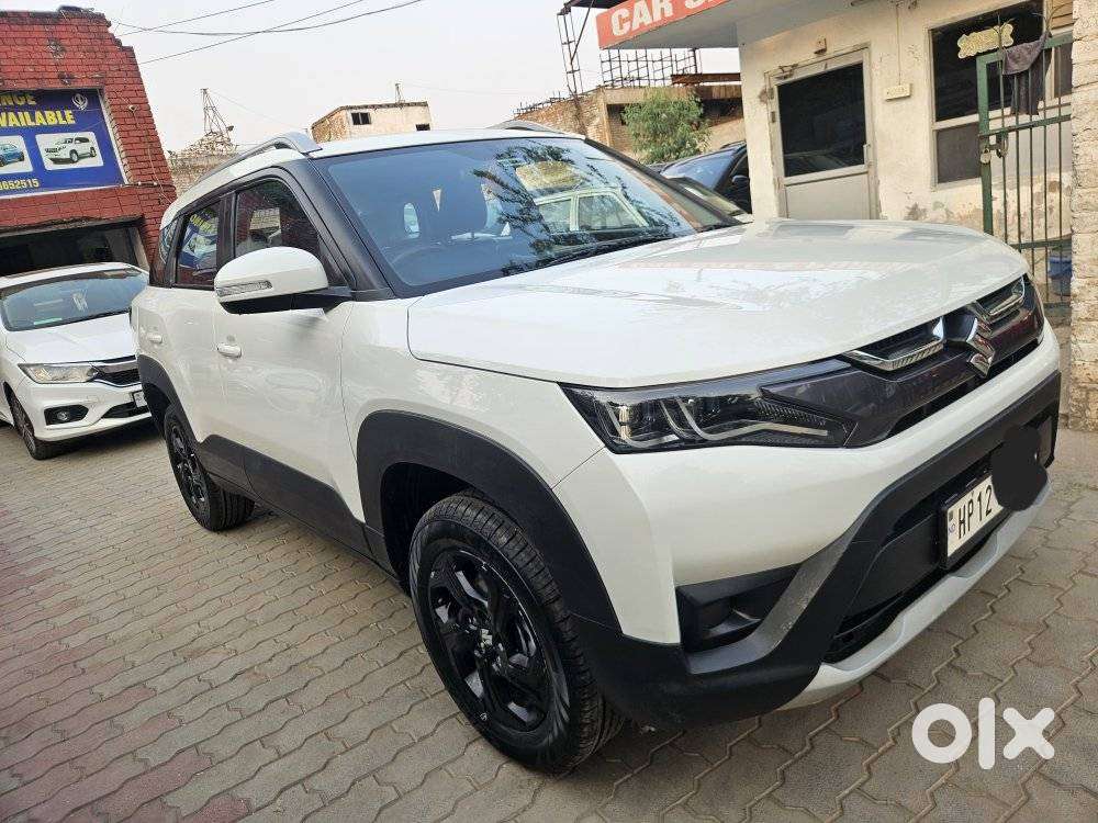 Maruti Suzuki Brezza 1.5 Zxi Smart Hybrid, 2023, Petrol