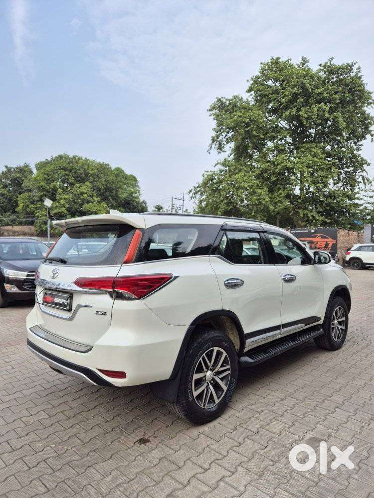 Toyota Fortuner 4x4 At 2.8 Diesel, 2017, Diesel