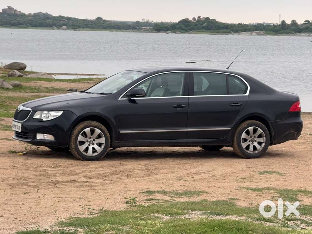 Skoda Superb 2010 Model