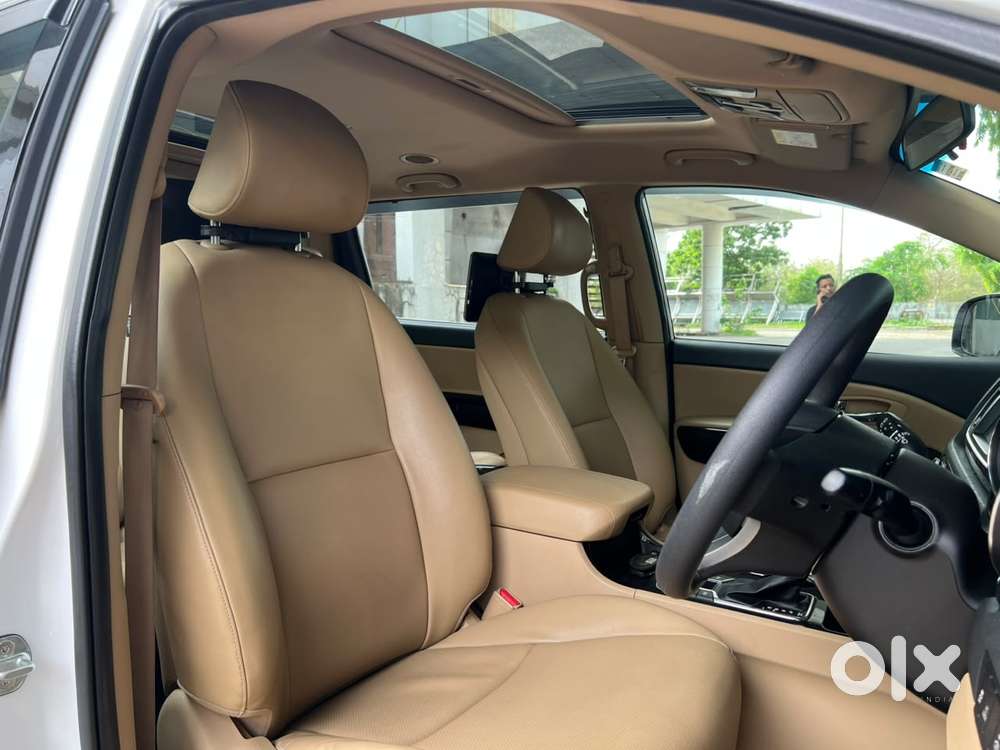Kia Carnival Prestige, 2022, Diesel