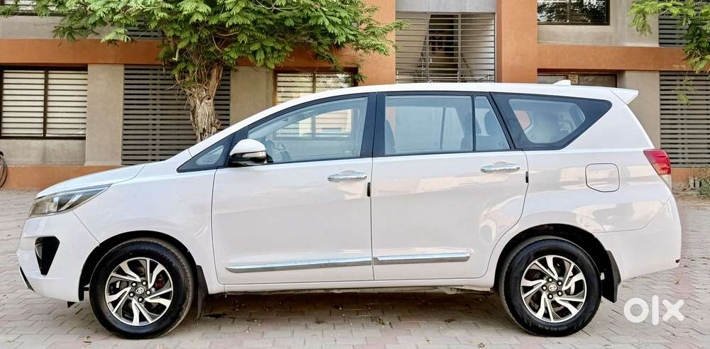 Toyota Innova Crysta [2020-ongoing] 2.4 Gx At 7 Str, 2021, Diesel