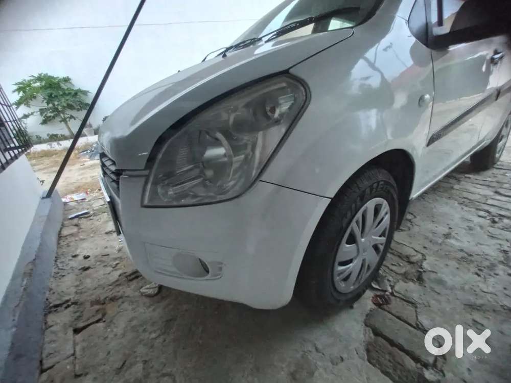 Suzuki Ritz