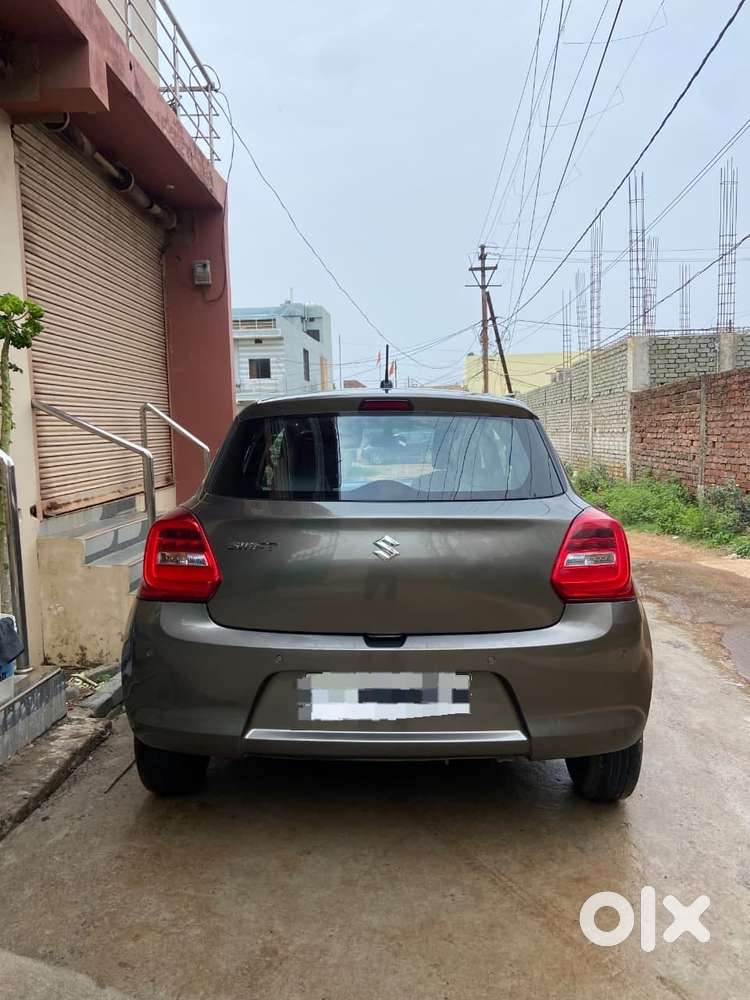 Maruti Suzuki Swift Vxi + Manual, 2023, Petrol