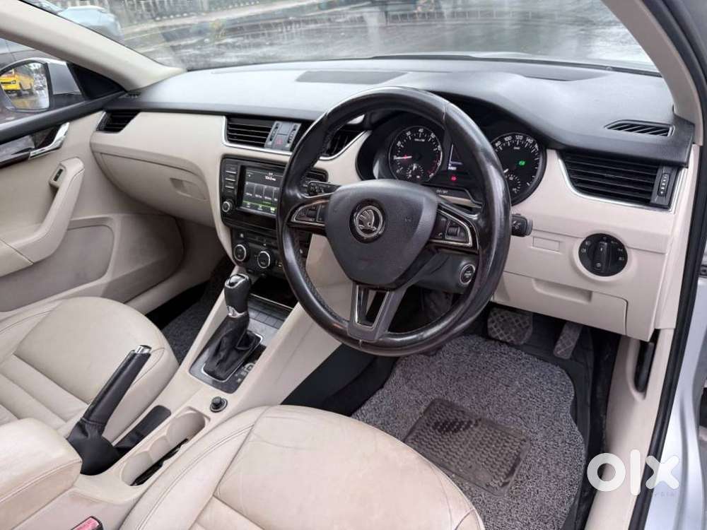 Skoda Slavia Style 1.0l Tsi At, 2018, Petrol