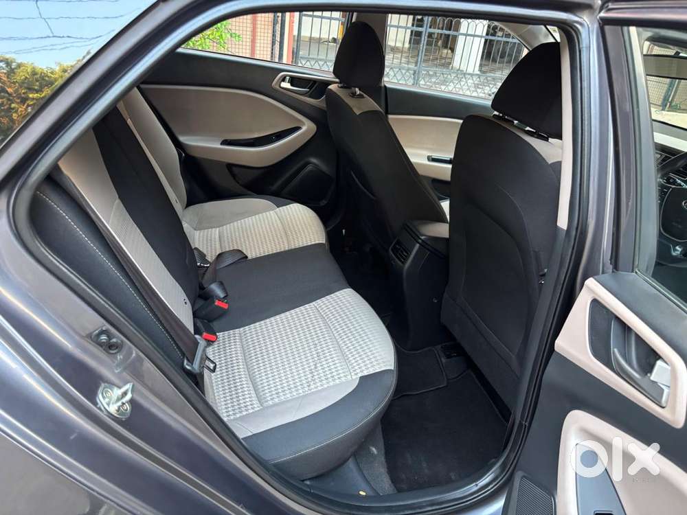 Hyundai I20 Petrol Asta Option, 2019, Petrol