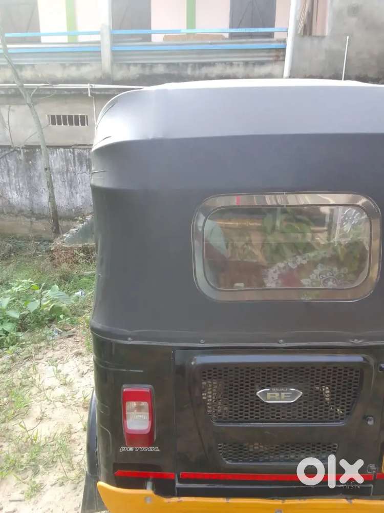 Bajaj Auto Rickshaw