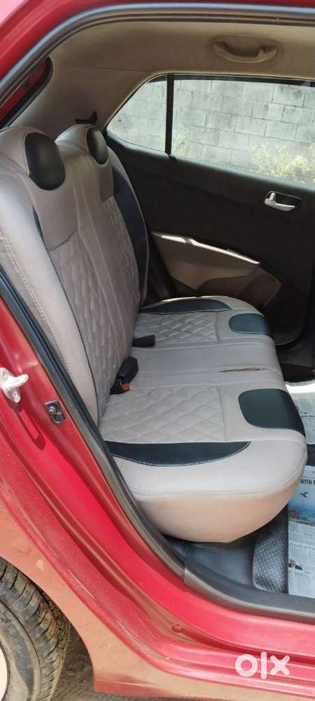 Hyundai Grand I10 1.2 Crdi Sportz Dual Tone, 2017, Diesel