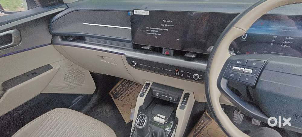 Kia Carens Clavis, 2025, Petrol