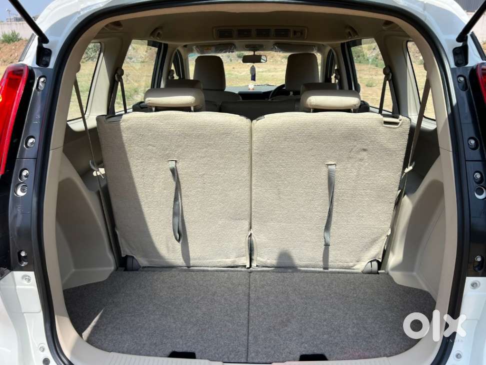 Maruti Suzuki Ertiga Vxi At Petrol, 2024, Petrol