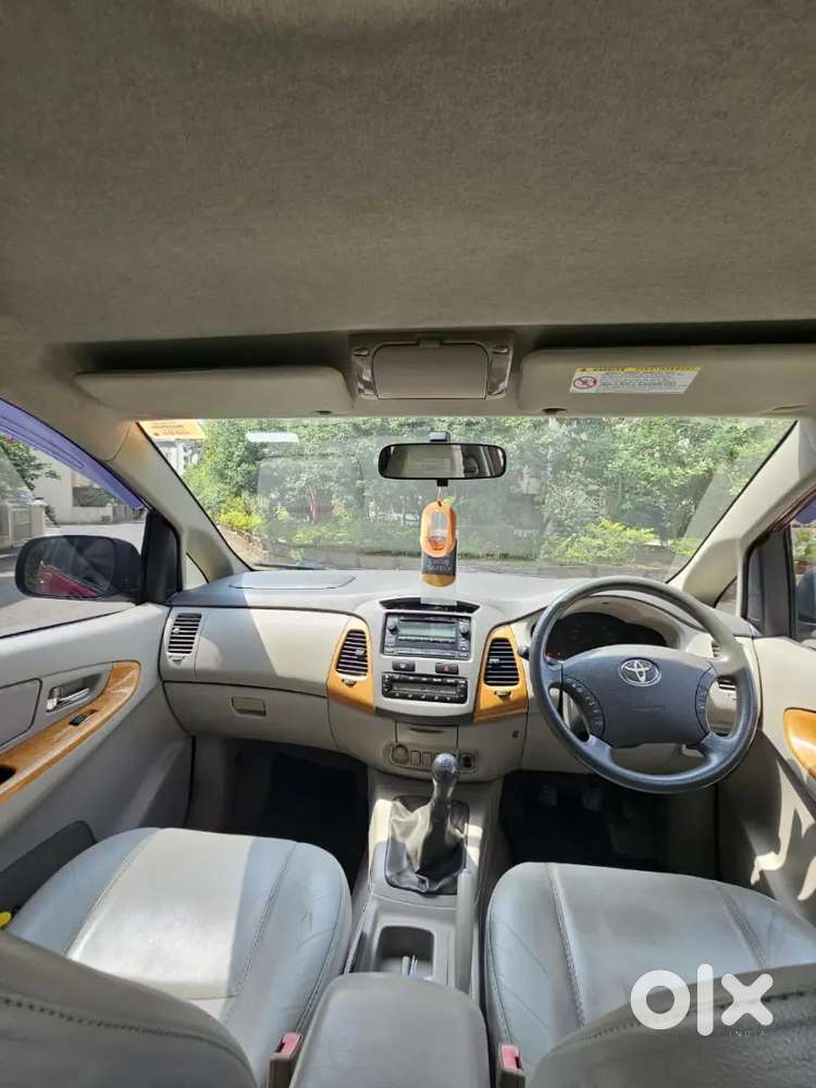Toyota Innova 2011 Diesel 115000 Km Driven