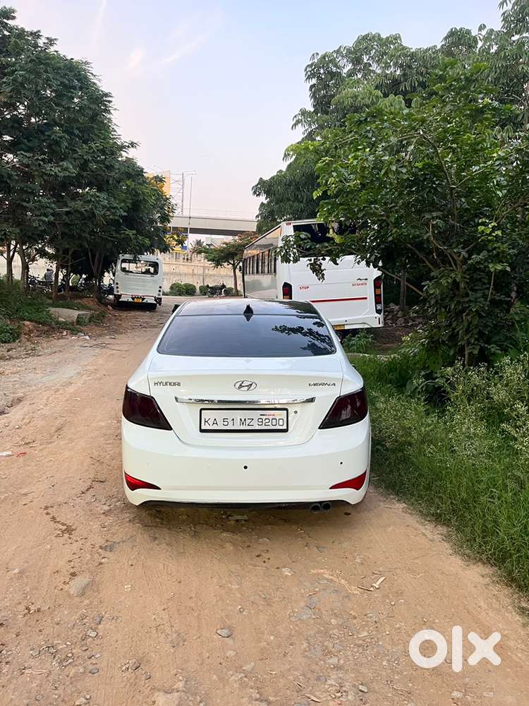Hyundai Verna Fluidic 2012