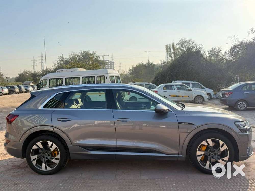 Audi E-tron 55, 2021, Electric