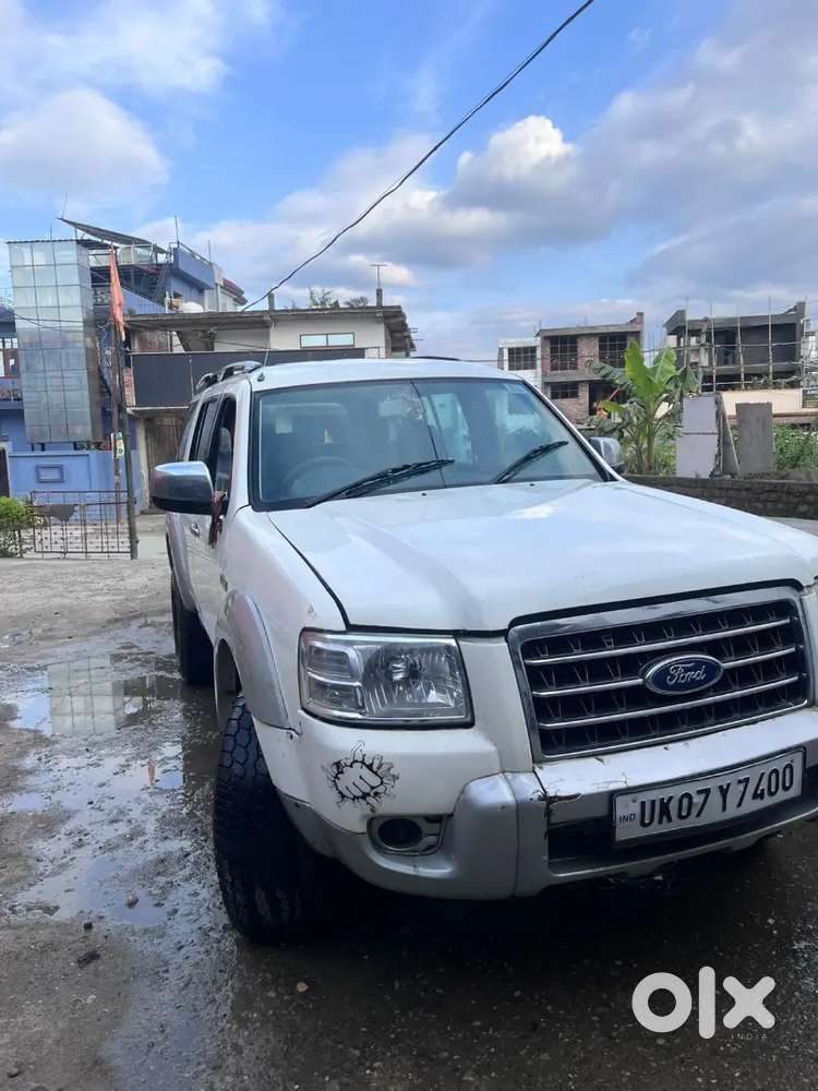 Endeavour 4x4
Off-road Beast