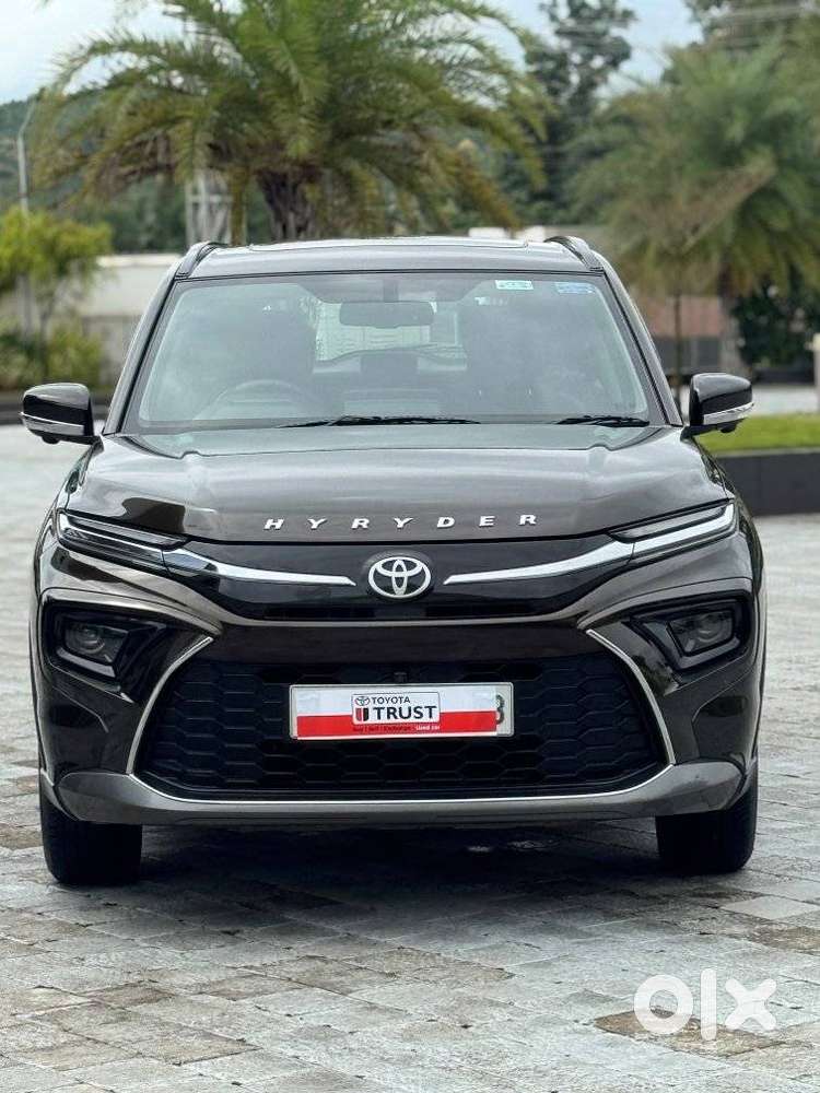Toyota Urban Cruiser Hyryder 1.5 V Neo Drive At, 2025, Petrol